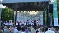 Fígle, žarty, huncútstva a prekáračky: program folklórnych skupín hornej Nitry - FS Senior Vtáčnik z Prievidze