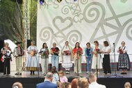 Odovzdanie pamätného listu vedúcim DFS ©Petra Obonova